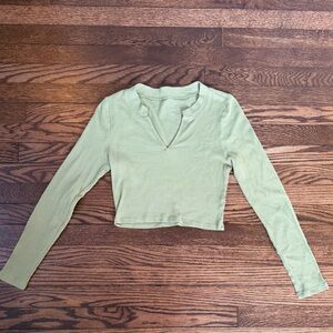 PacSun Green Ribbed V-Neck Crop Top